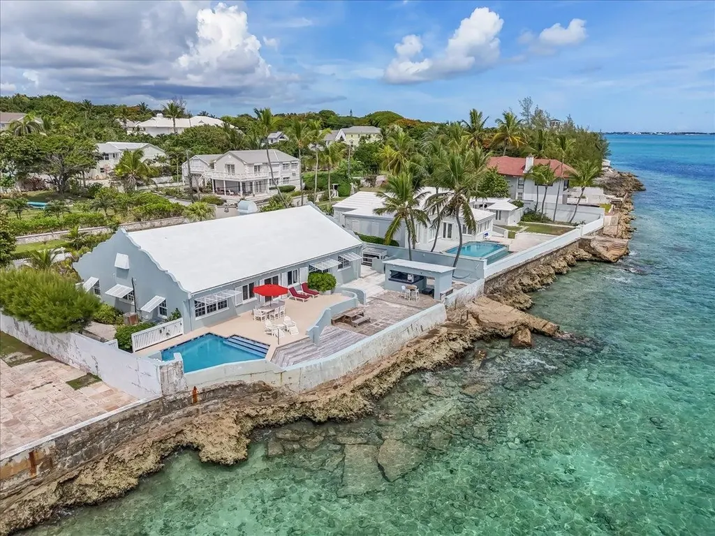 Water's Edge New Providence Paradise Island BS