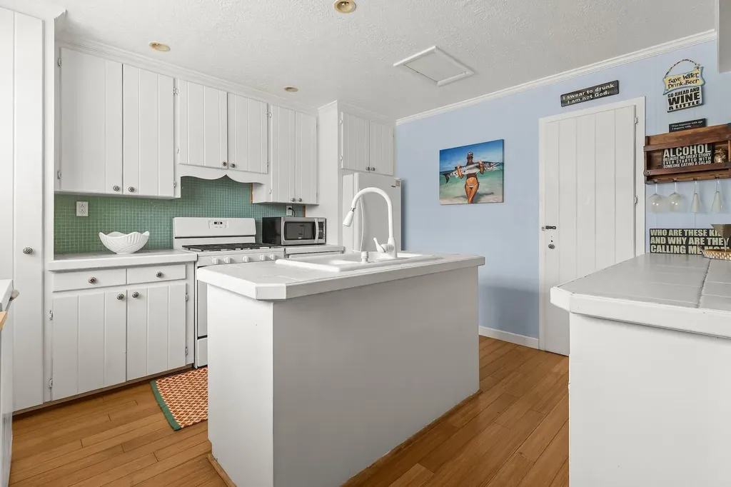 Mermaid's Cottage Eleuthera BS