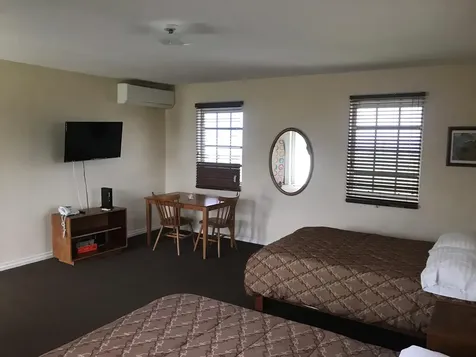 Landrail Point 24 Crooked Island BS