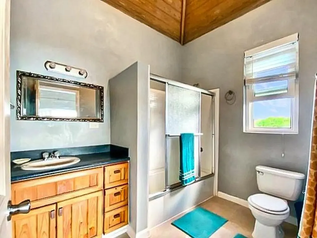 8b-clifftop Estates Eleuthera BS