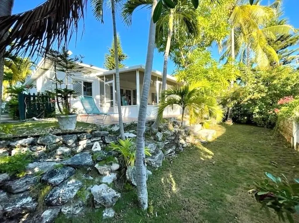 Bayview Drive New Providence Paradise Island BS