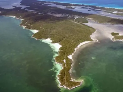 Cistern Cay Berry Islands BS