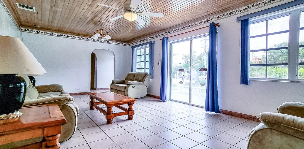 South Road, Spanish Wells Eleuthera BS