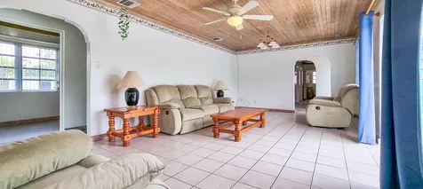 South Road, Spanish Wells Eleuthera BS