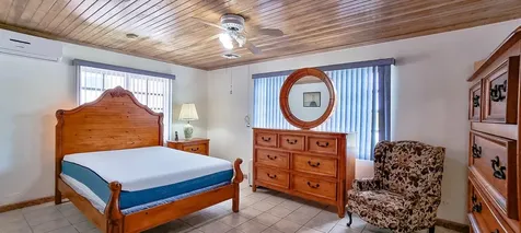 South Road, Spanish Wells Eleuthera BS