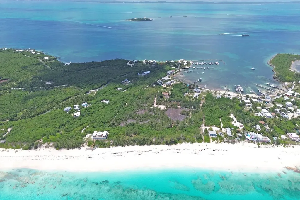 Lot 3 Cotton Ground Abaco BS