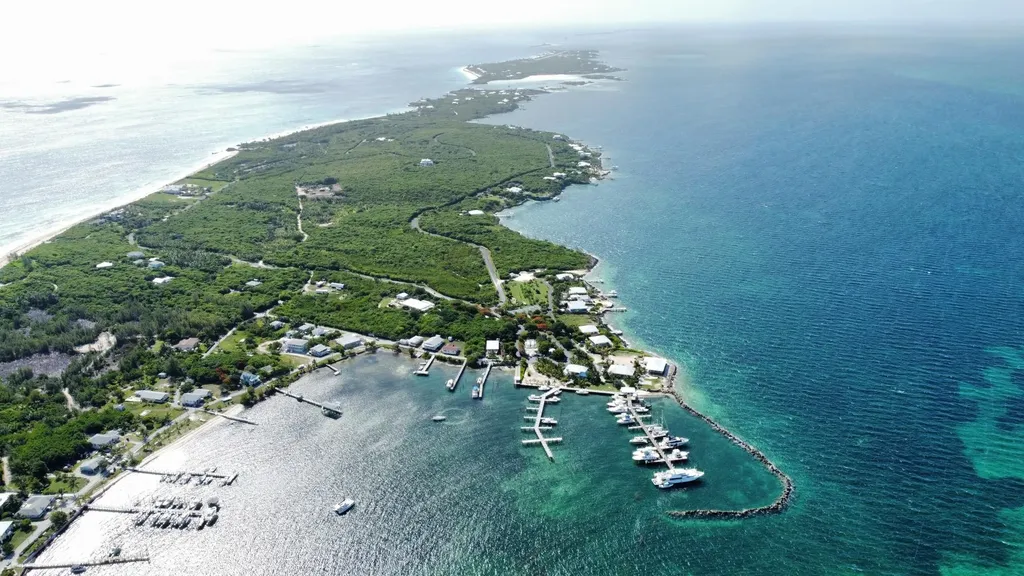 Sea Jewel Lot 22 Abaco BS