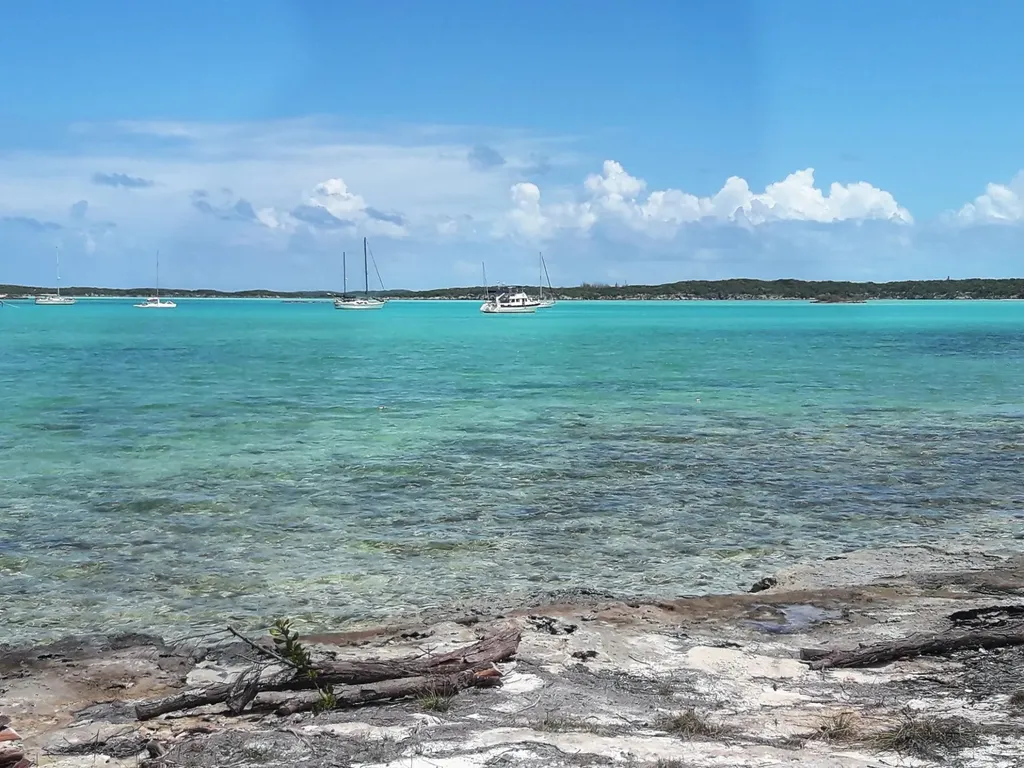 Flamingo Bay Estates Scho Exuma BS