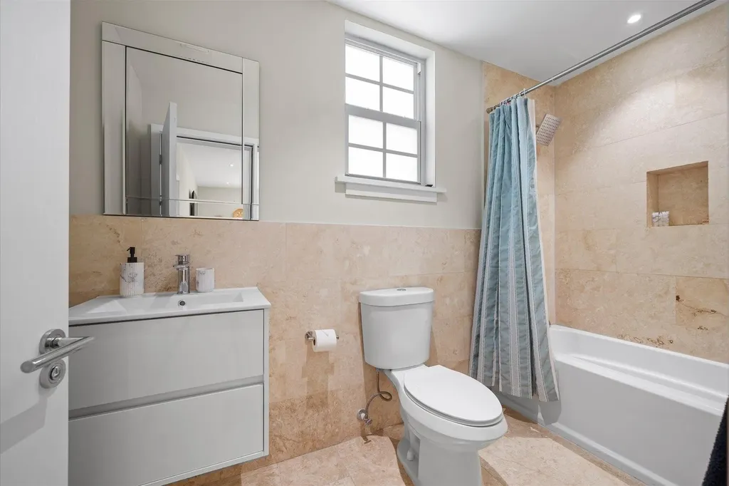 Palm Cay Galleon Bay New Providence Paradise Island BS