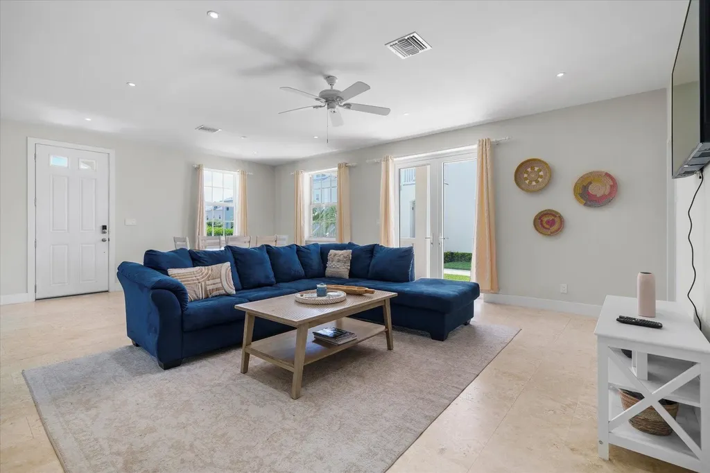 Palm Cay Galleon Bay New Providence Paradise Island BS