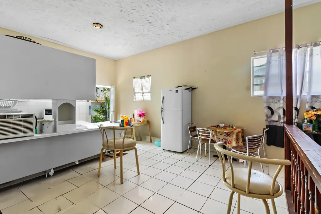 Garden Hills #1 219 New Providence Paradise Island BS