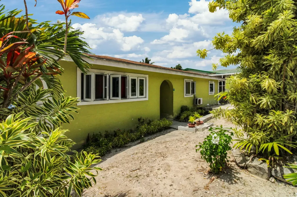 Garden Hills #1 219 New Providence Paradise Island BS