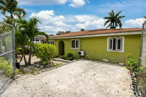 Garden Hills #1 219 New Providence Paradise Island BS