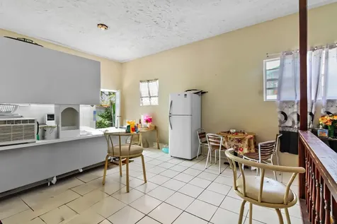 Garden Hills #1 219 New Providence Paradise Island BS