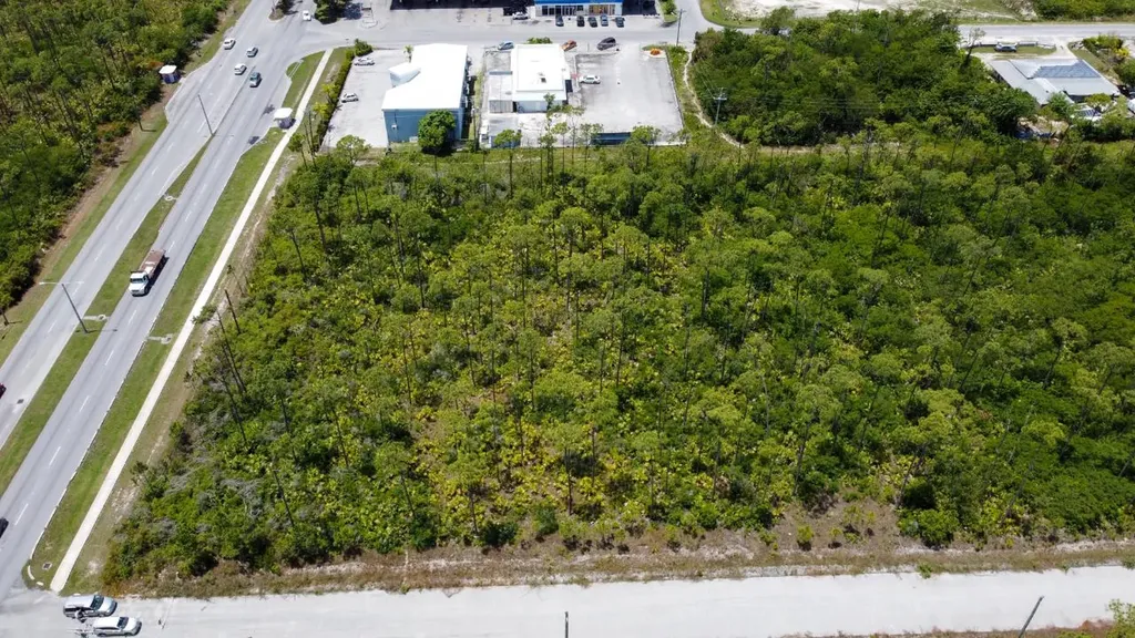 East Sunrise Highway Lot 2 Grand Bahama Freeport BS