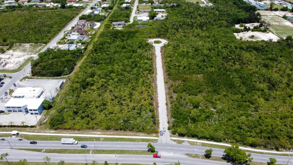 East Sunrise Highway Lot 2 Grand Bahama Freeport BS