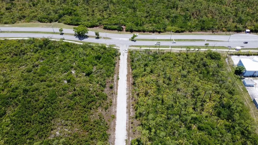East Sunrise Highway Lot 2 Grand Bahama Freeport BS