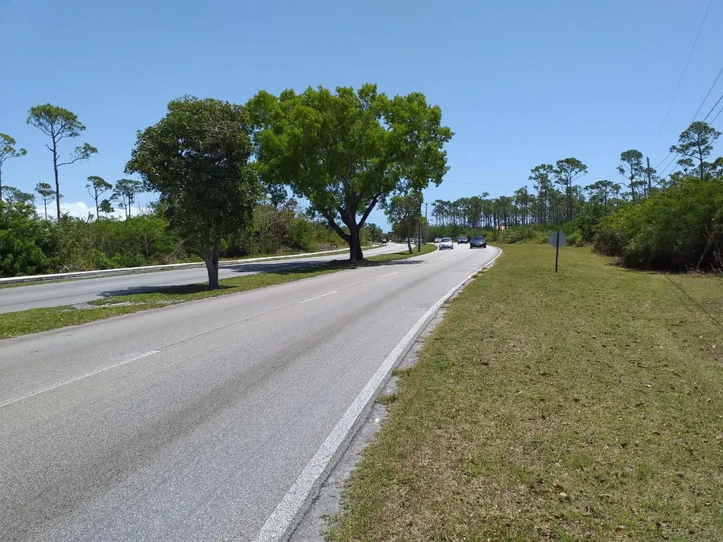 East Sunrise Highway Lot 2 Grand Bahama Freeport BS