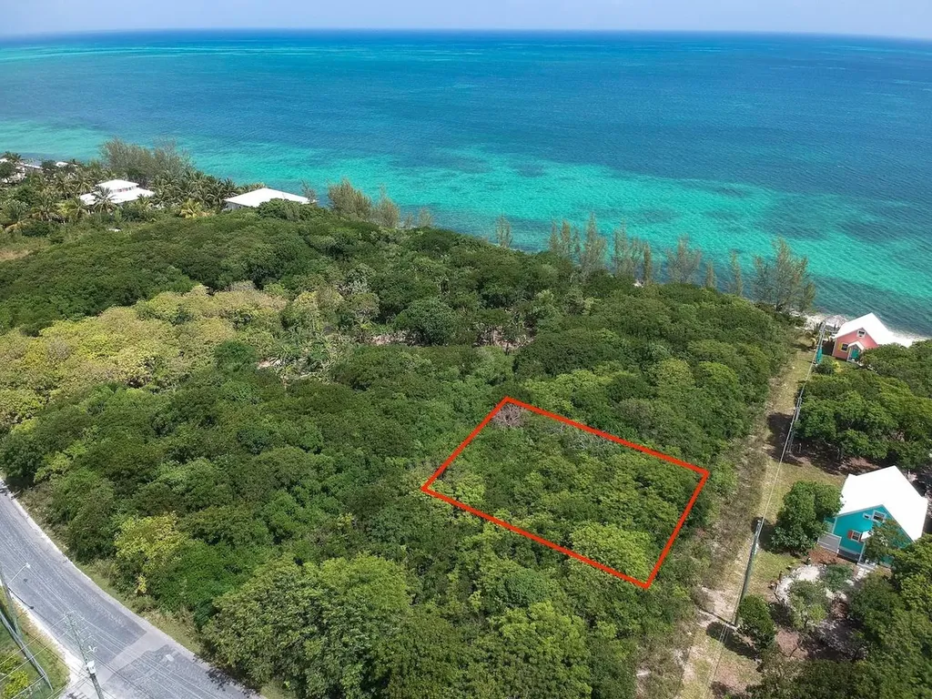 9060 Square Fort Vacant Lot Eleuthera BS