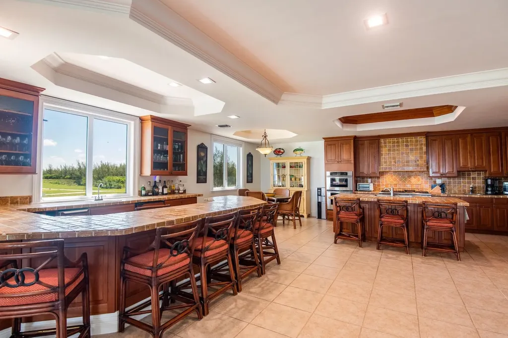 Evansted Grand Bahama Freeport BS