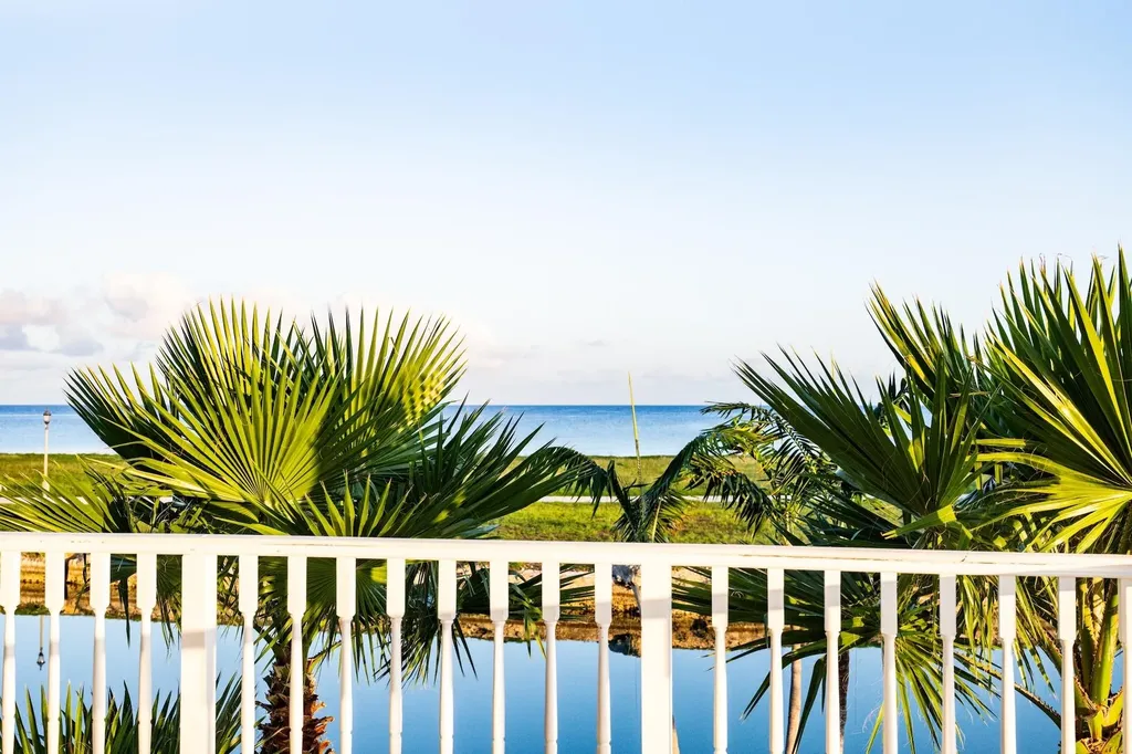 Evansted Grand Bahama Freeport BS