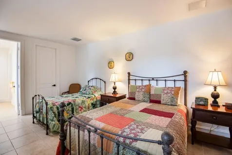 Evansted Grand Bahama Freeport BS