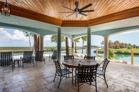 Evansted Grand Bahama Freeport BS