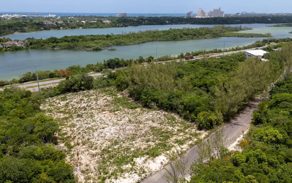 Lot 28a, Oakridge Road New Providence Paradise Island BS