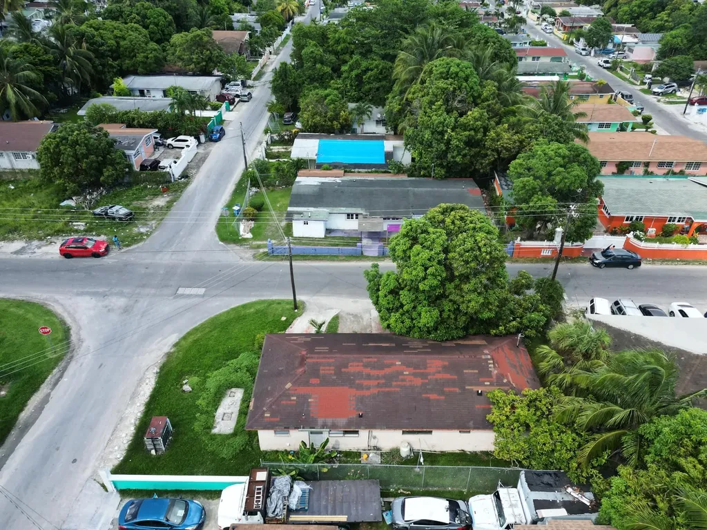 Bay Geranium Avenue 24 New Providence Paradise Island BS