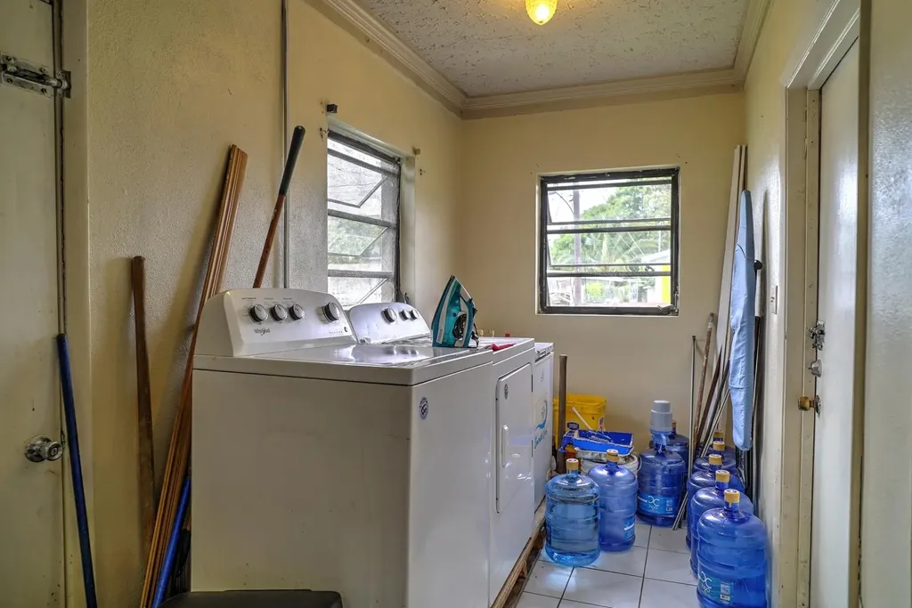 Bay Geranium Avenue 24 New Providence Paradise Island BS