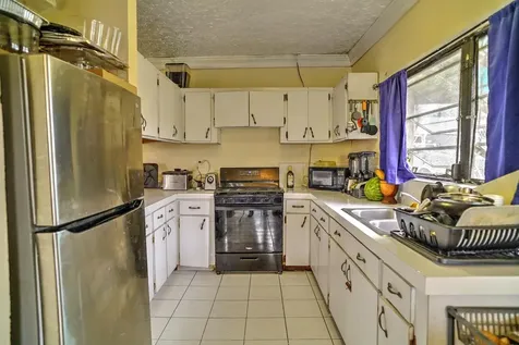 Bay Geranium Avenue 24 New Providence Paradise Island BS