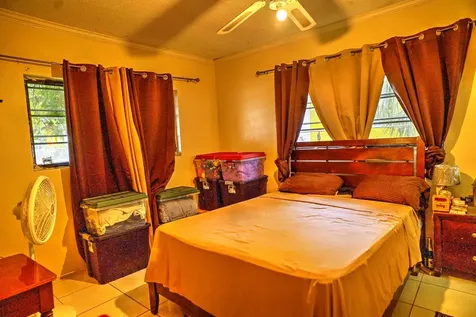 Bay Geranium Avenue 24 New Providence Paradise Island BS