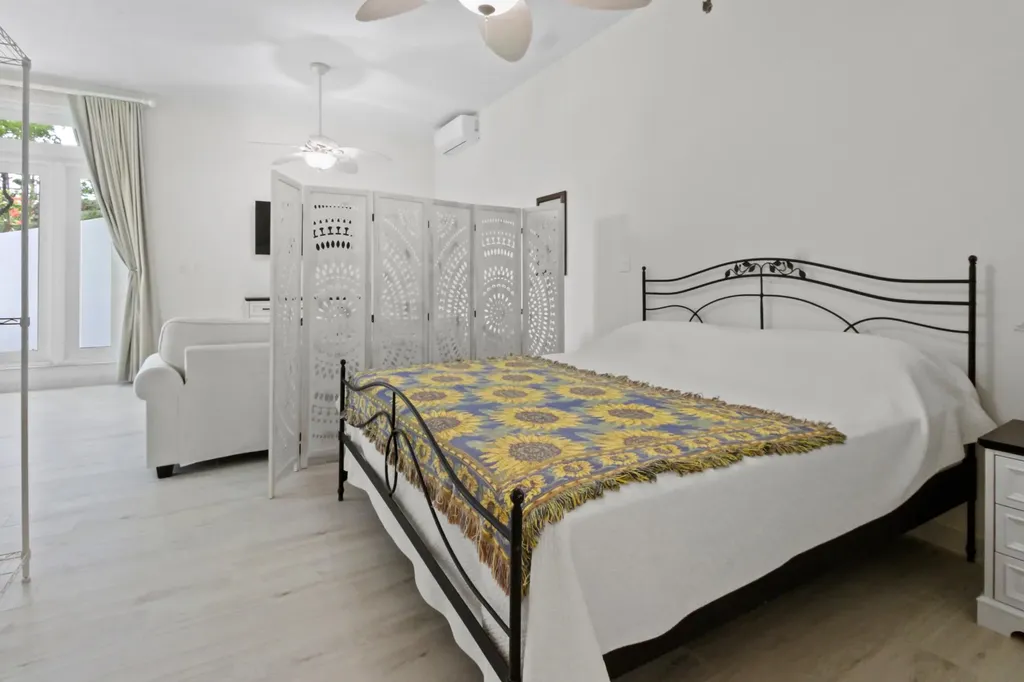 Tower Heights 14 New Providence Paradise Island BS