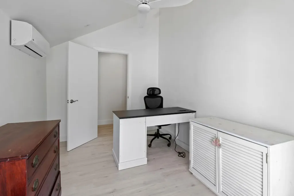 Tower Heights 14 New Providence Paradise Island BS