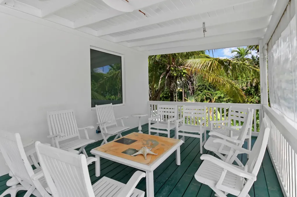 Tower Heights 14 New Providence Paradise Island BS