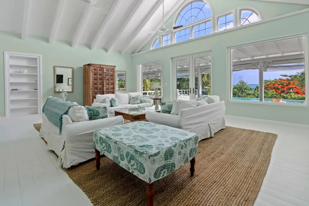 Tower Heights 14 New Providence Paradise Island BS