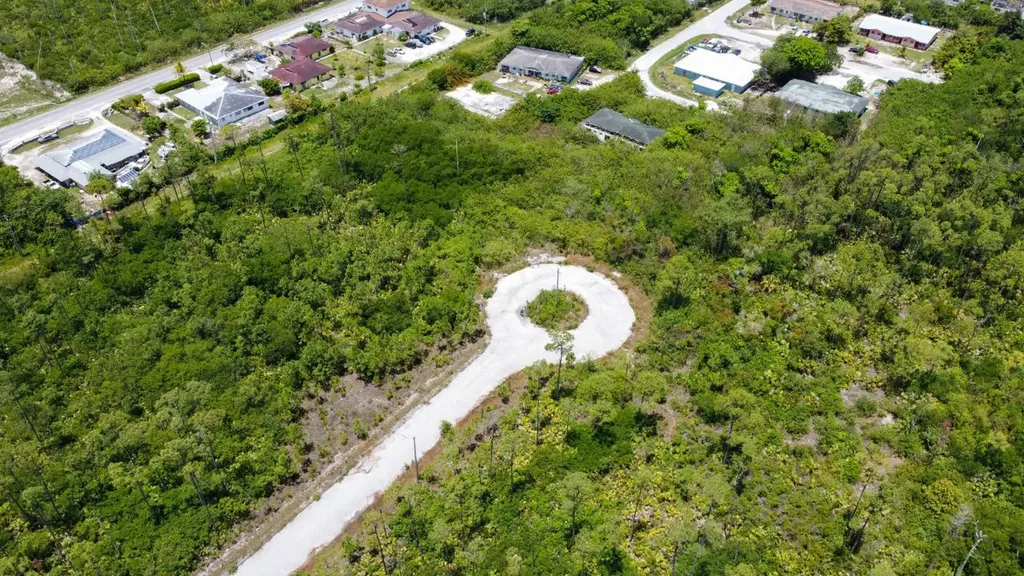 East Sunrise Highway Lot 4 Grand Bahama Freeport BS