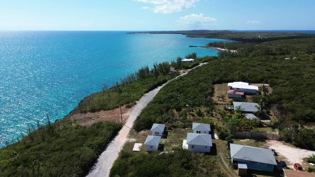 Queen's Highway Eleuthera BS