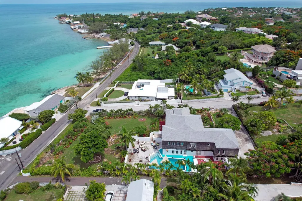 Eastern Road New Providence Paradise Island BS