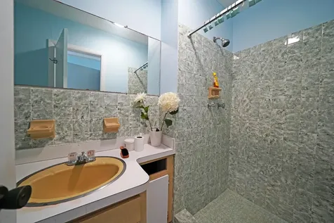 Eastern Road New Providence Paradise Island BS