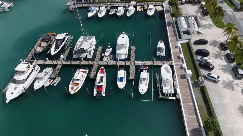 Palm Cay Marina New Providence Paradise Island BS