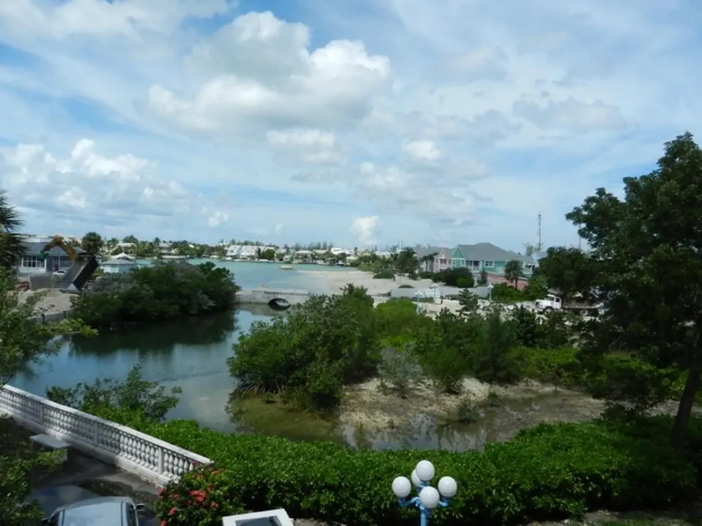 Lagoon Court New Providence Paradise Island BS
