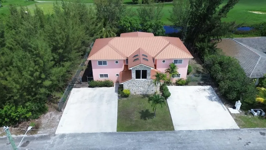 Indiana Lane Grand Bahama Freeport BS