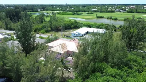 Indiana Lane Grand Bahama Freeport BS