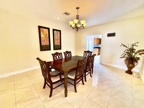 Indiana Lane Grand Bahama Freeport BS