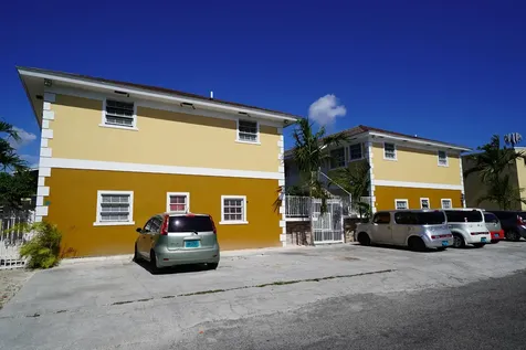 Carefree Court New Providence Paradise Island BS