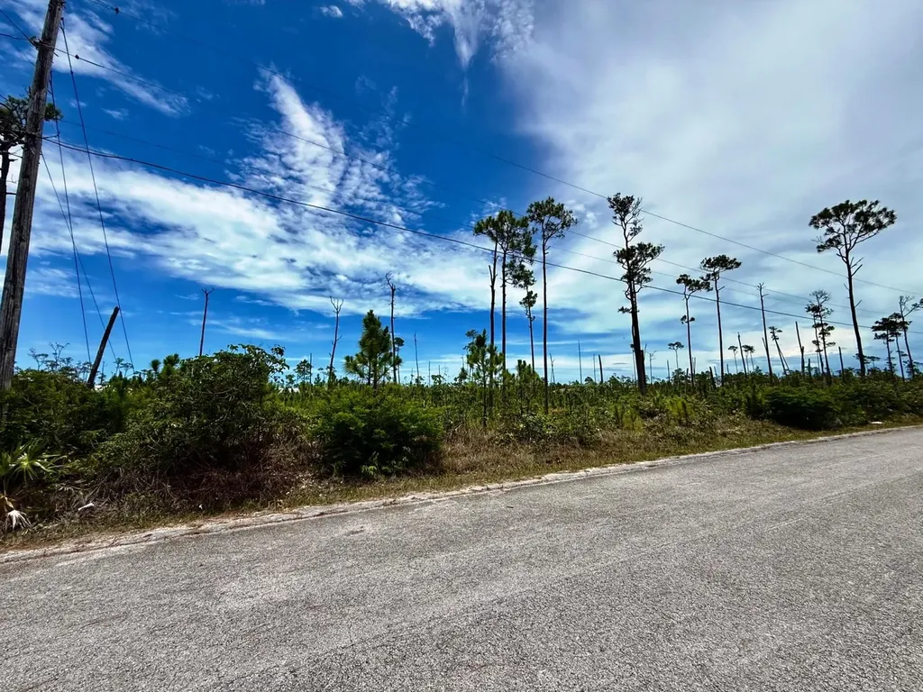 Shannon Lot Grand Bahama Freeport BS