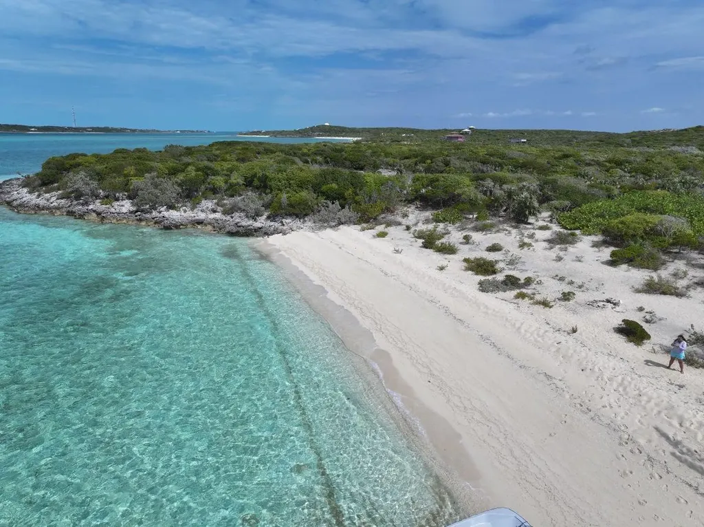 Lot 27 Oceania Heights Exuma BS