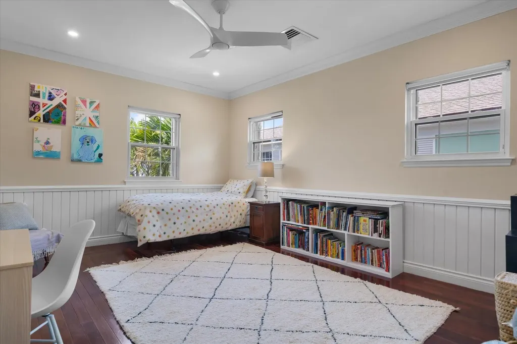 Kingfisher Island Sandypo New Providence Paradise Island BS