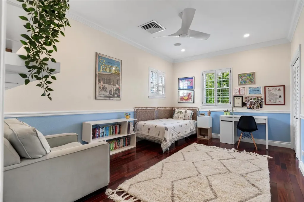 Kingfisher Island Sandypo New Providence Paradise Island BS